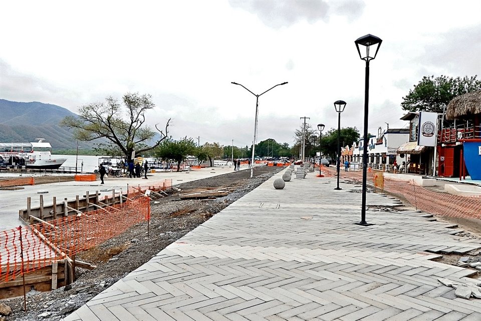 Las obras del malecón en la Presa La Boca debieron concluirse el 14 de mayo pasado.