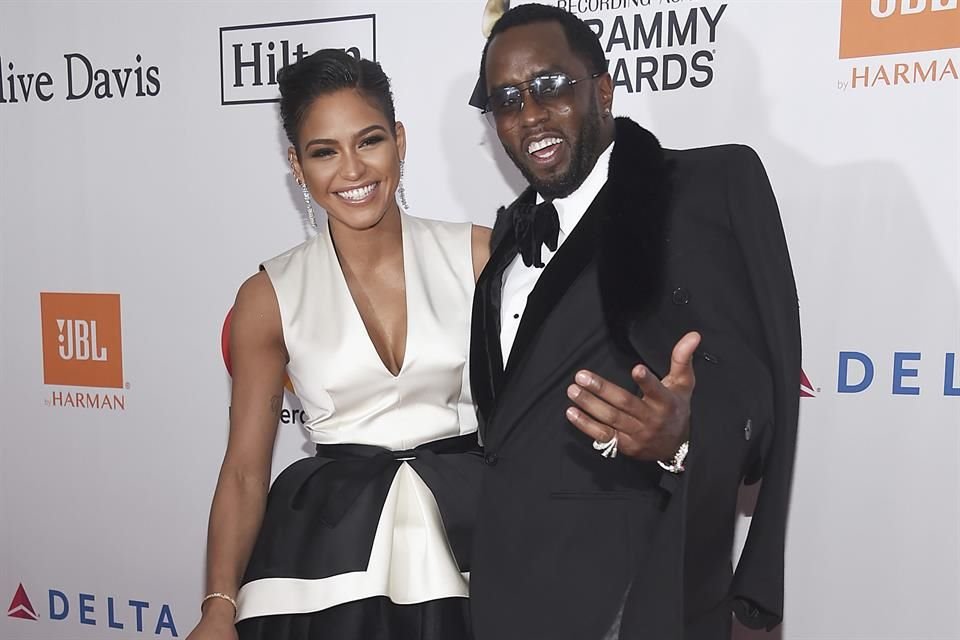 La primera acusación de agresión sexual contra Diddy Combs fue por parte de su ex pareja, la cantante Cassie.