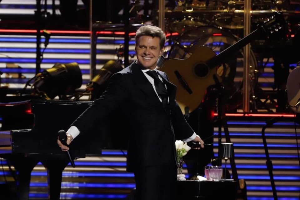 Luis Miguel registró lleno total en las siete fechas agendadas en el recinto de la capital. Ante el éxito anunció nueva fecha, para el próximo 20 de diciembre.