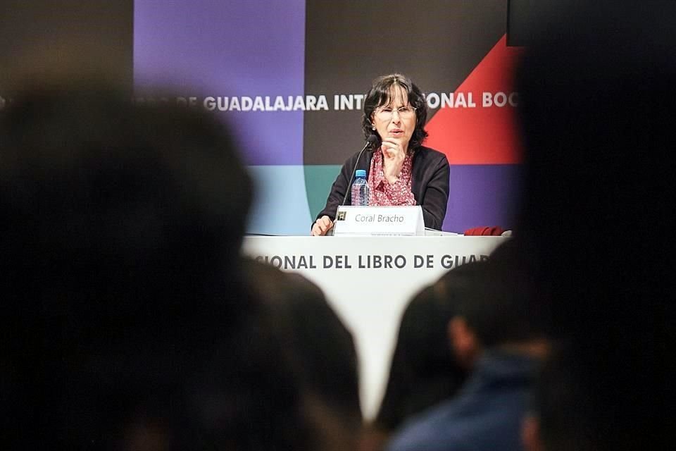 Coral Bracho terminó ayer con sus actividades en la FIL.