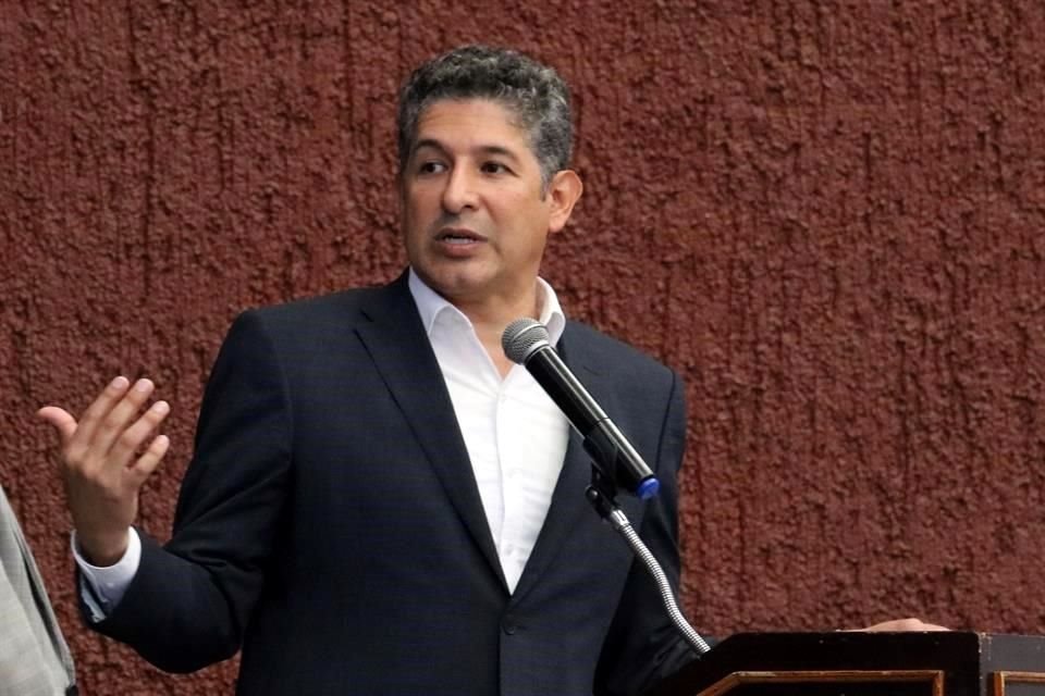 El Secretario de Educación, Juan Carlos Flores Miramontes, aseguró que la dependencia ya presentó una denuncia ante la Fiscalía.