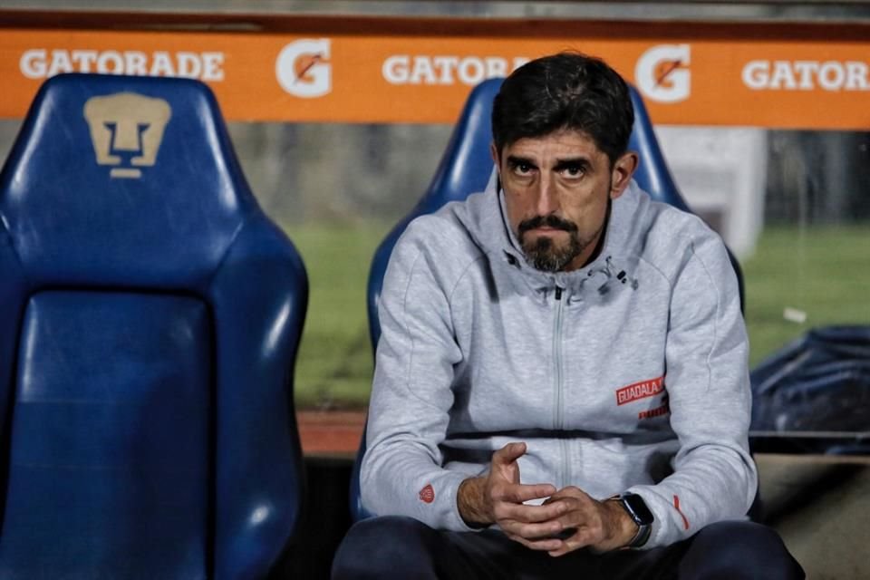 Los técnicos más rentables para Chivas en los últimos torneos son extranjeros, y hacia allá apunta nuevamente el Rebaño. Checa el análisis.