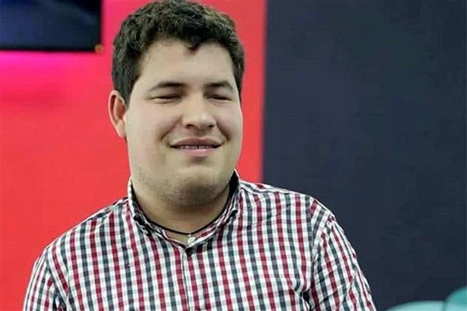 'Ojitos de Huevo' es un stand-up protagonizado por Alexis Arroyo.