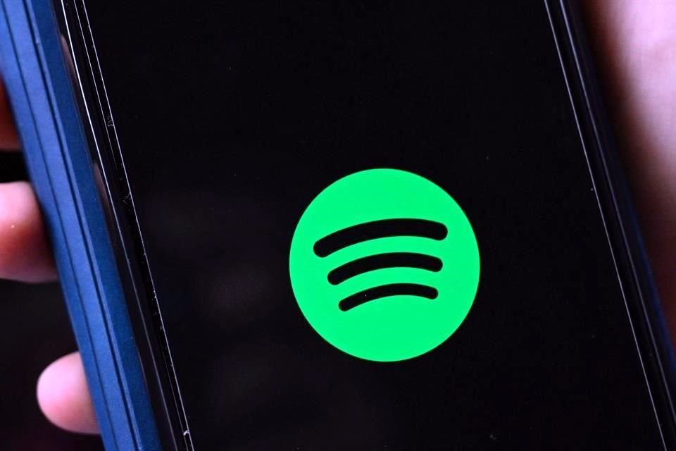 La denuncia contra Spotify estima que la supuesta evasión de la plataforma podría costar a los compositores cerca de 150 mdd durante el próximo año.