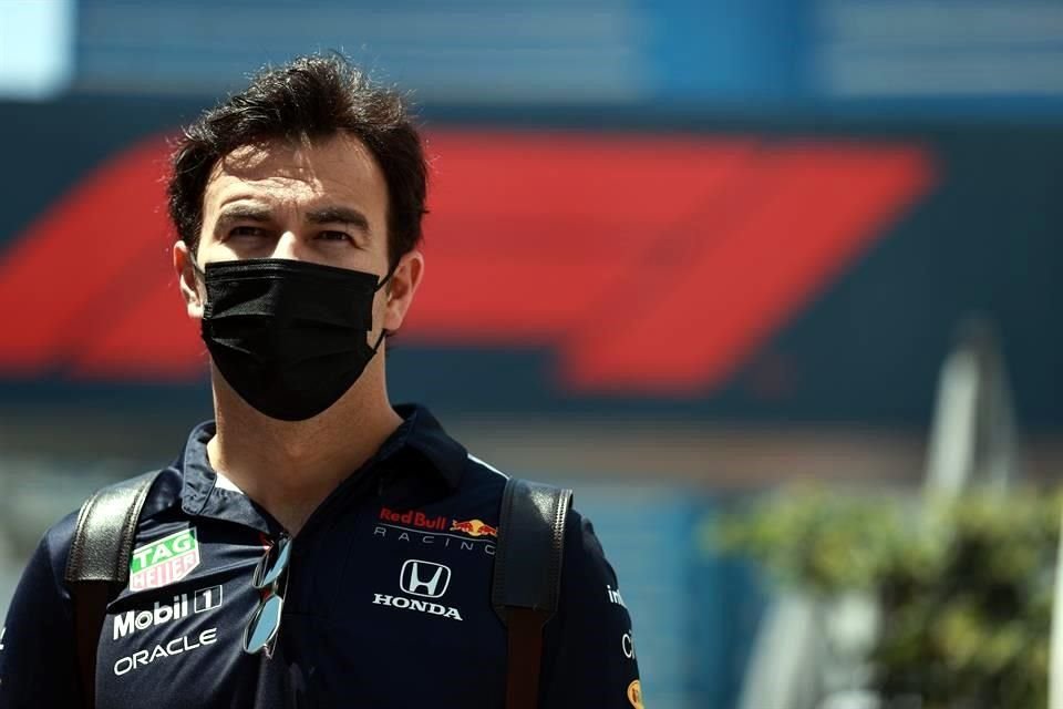 Red Bull, que ya dejó en claro que no hablará del contrato del tapatío hasta después del verano.