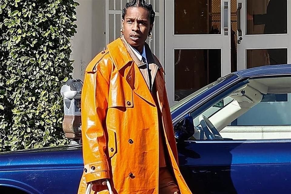 El cantante ASAP Rocky participó en la reciente campaña de la firma Bottega Veneta, en la que luce la colección invernal.