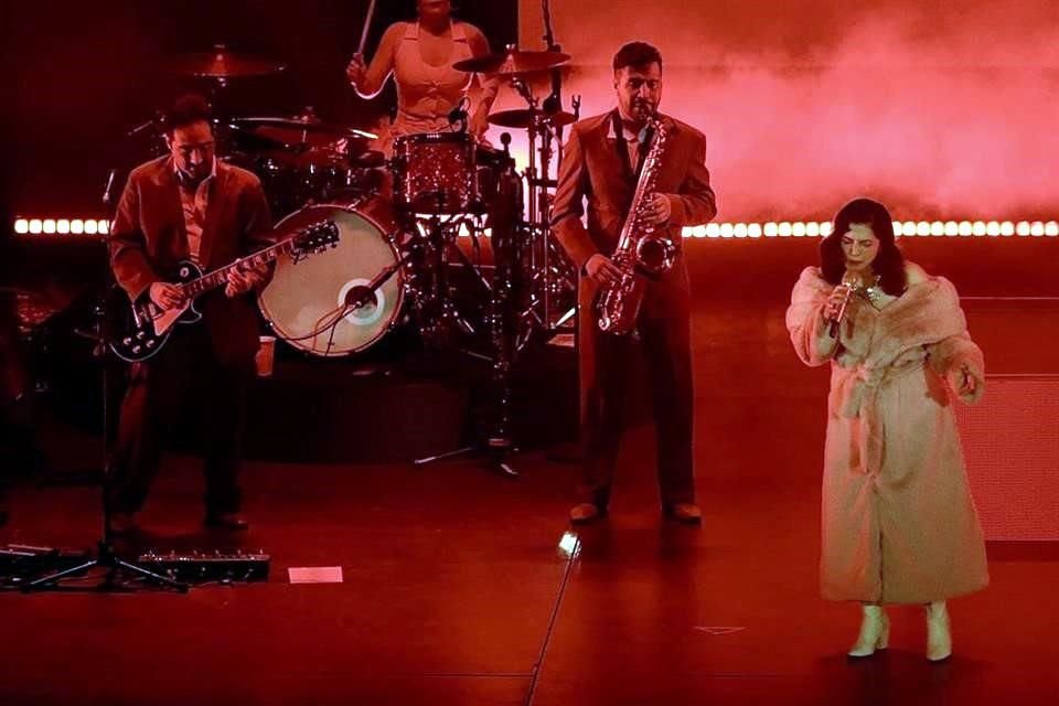 Mon Laferte ha cantando en distintos recintos del País.