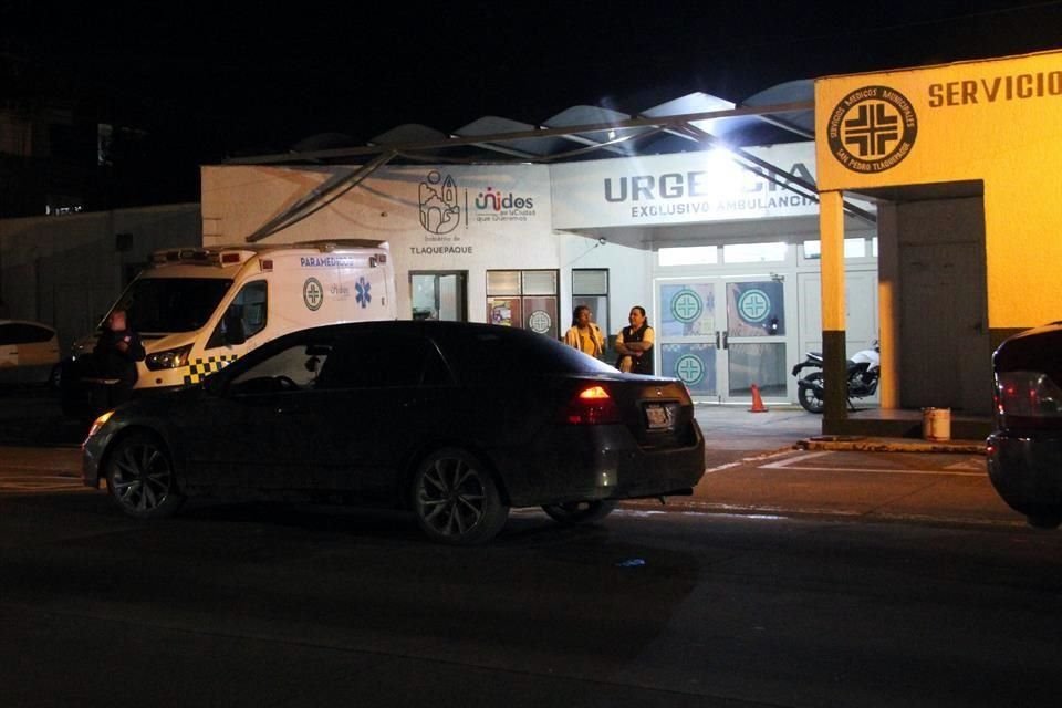 El joven murió en el estacionamiento de la Cruz Verde.