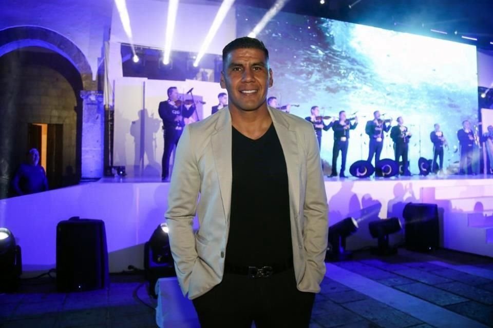 Carlos Salcido durante la Gala del Deporte en el Museo Cabañas.