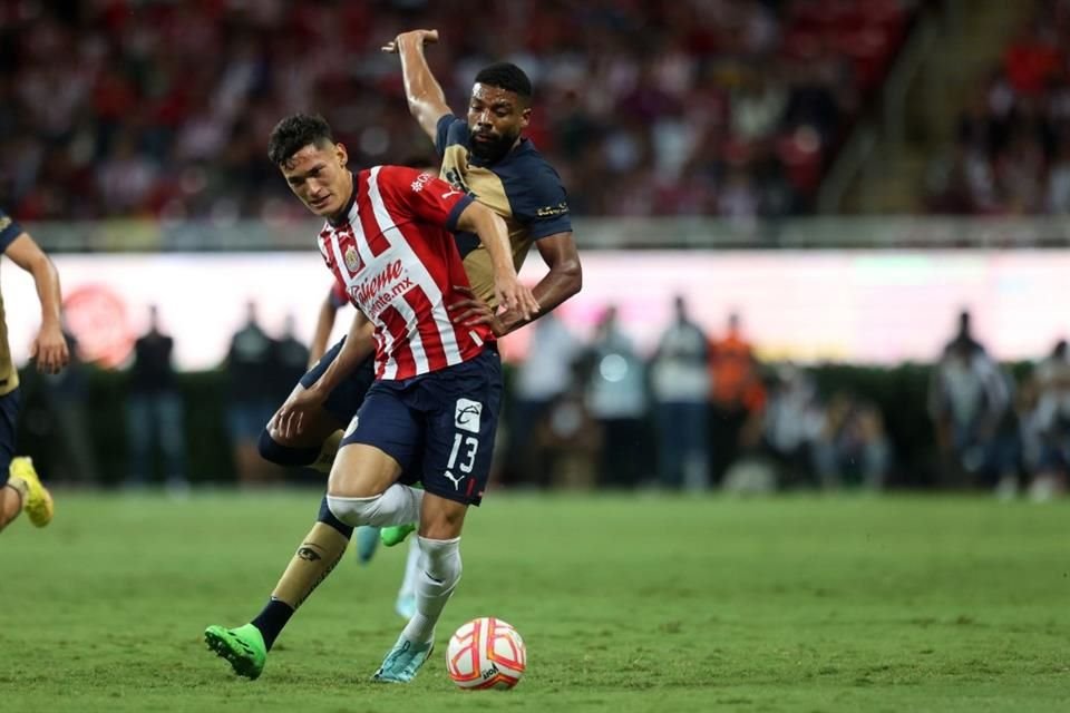 Gilberto Orozco Chiquete fue uno de los jugadores titulares durante el año de Paunovic al frente de las Chivas.