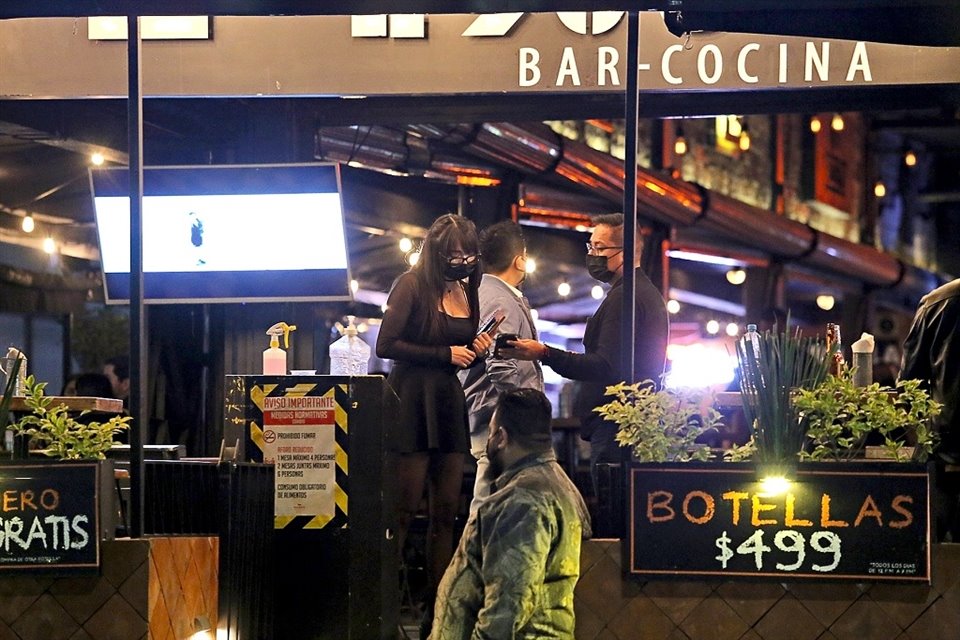 Diputada del PRI pide que mediante una reforma legal, los Ayuntamientos mejoren los procesos para obtener licencias para venta de alcohol.