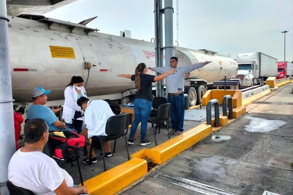 Para dar mayor seguridad a quienes circulan por carreteras de Jalisco, SICT arrancó tres operativos que mantendrá todas las vacaciones.