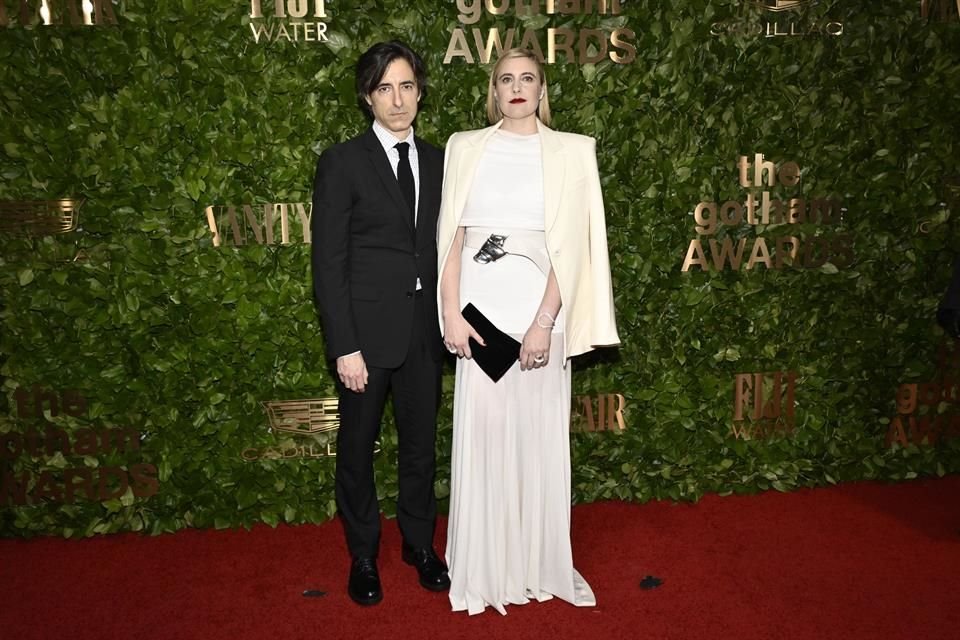 Después de una década juntos, los cineastas Greta Gerwig y Noah Baumbach se casaron en una ceremonia discreta en Nueva York.