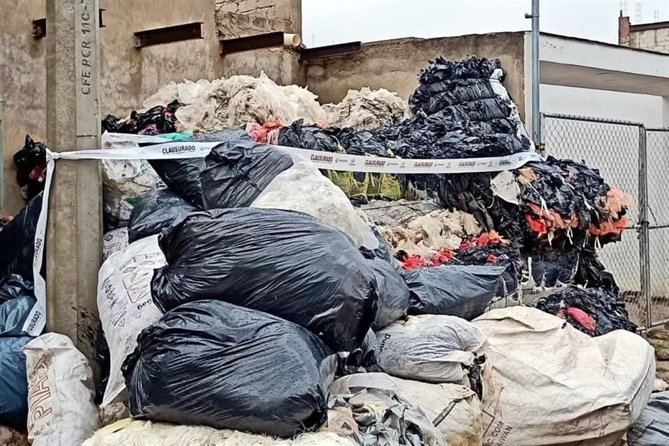 El centro de acopio irregular se encontraba en plena zona habitacional.