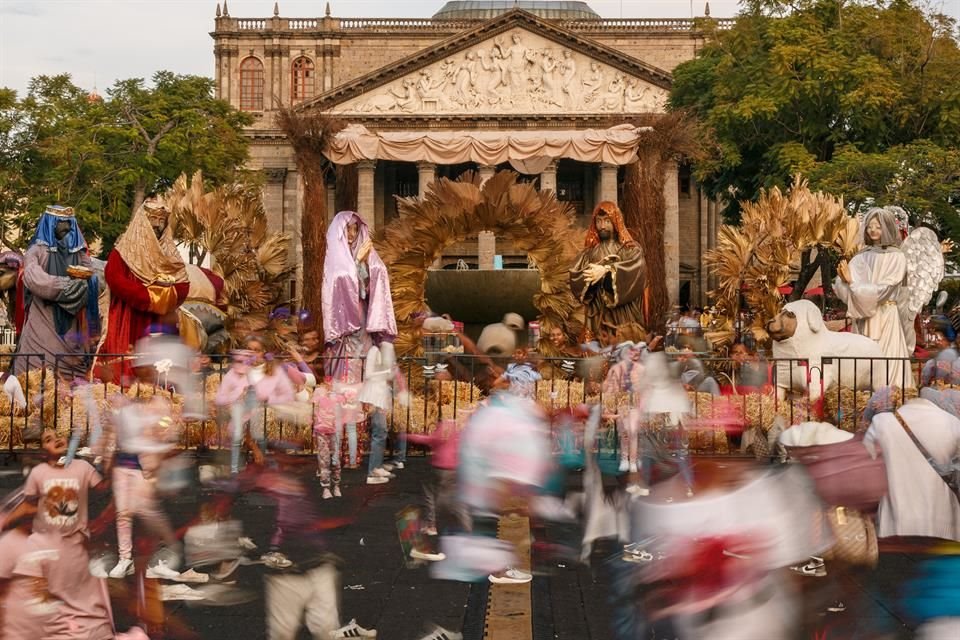 La representación del nacimiento de Jesucristo fue unas de las primeras costumbres tanto en los templos como en las casas de los parroquianos, en el siglo 16.