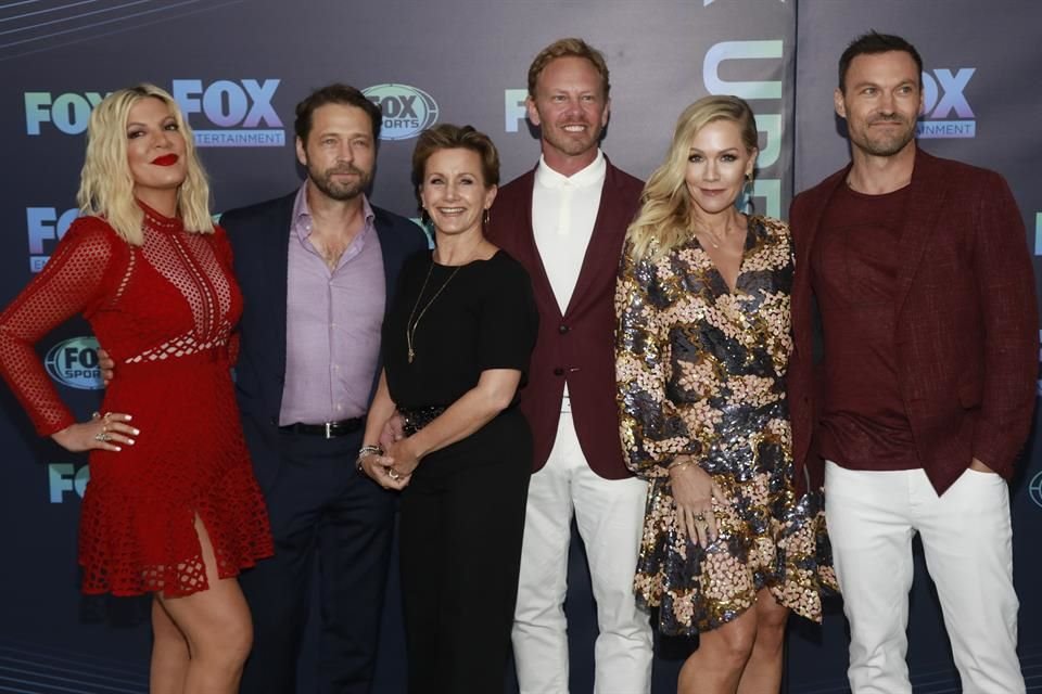 Ian Ziering pertenece al elenco de la serie 'Beverly Hills 90210'.