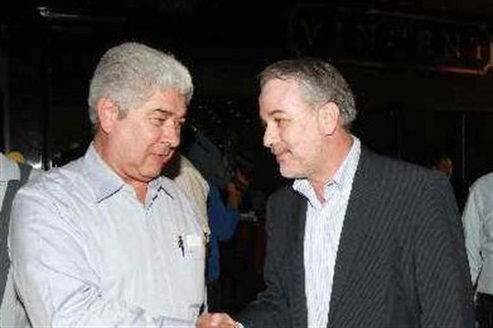 Aunque se les ha visto juntos en eventos, González Márquez y Ramírez Acuña habían mantenido distancia desde hace por lo menos tres lustros.