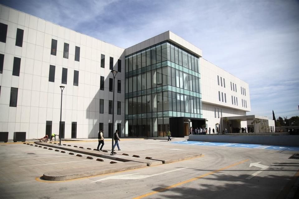 El Hospital Regional de Cancerología registra un avance de 90%.