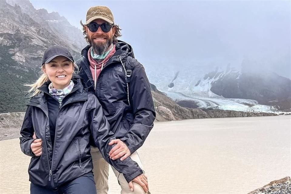 Como si se tratara de su luna de miel, Angelique Boyer y Sebastian Rulli se encuentran en Argentina.