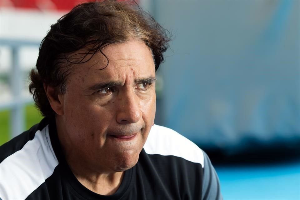 Jorge 'Vikingo' Dávalos, director técnico de los Leones Negros, agradeció a la directiva por soportar malos resultados.