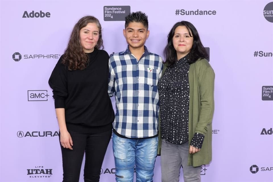 Los mexicanos Fernanda Valadez, Juan Jesus Varela y Astrid Rondero presentaron 'Sujo' en el Festival de Sundance.