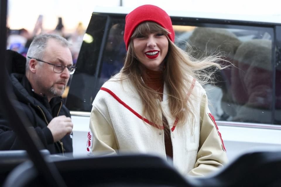 Taylor Swift impregnó de su presencia el juego entre los Jefes de Kansas y los Bills de Búfalo de la NFL; sirven menú inspirado en ella.