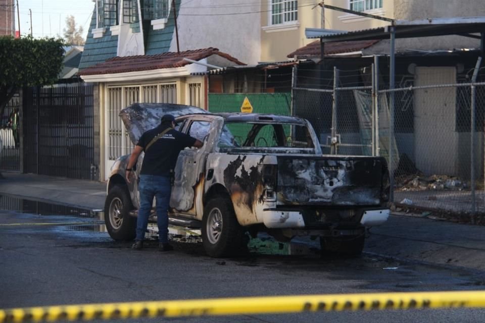 El cuerpo de la víctima fue encontrado ayer al interior de su camioneta que estaba calcinada, en la Colonia Jardines de San José en Guadalajara.