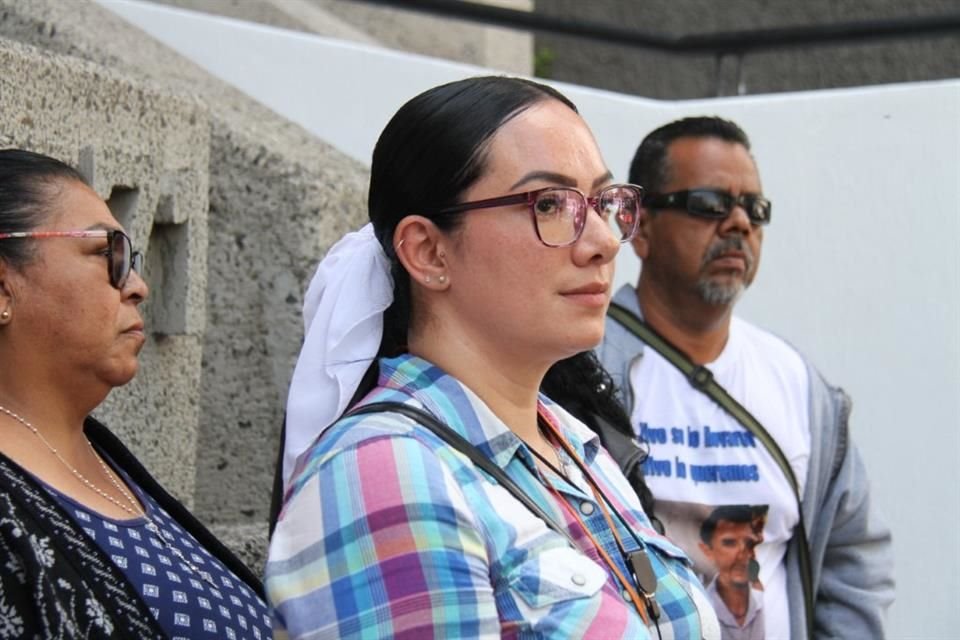 Por omisiones en la búsqueda de Jesús Alberto Olivares, presuntamente localizado sin vida nueve días después de su desaparición, su hermana presentó este jueves una queja en Derechos Humanos.