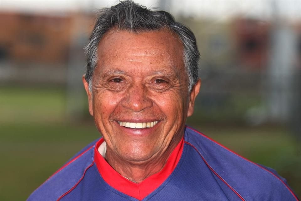 Paco Jara, quien fuera goleador del Campeonísimo y uno de los extremos más destacados de las Chivas, murió a los 82 años.