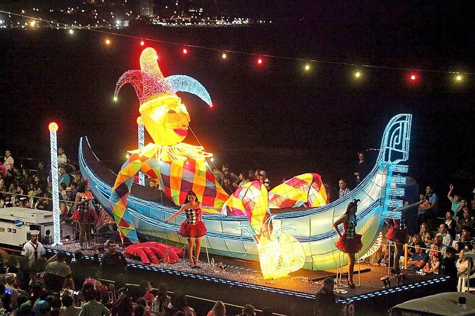 Carnaval Internacional de Mazatlán.