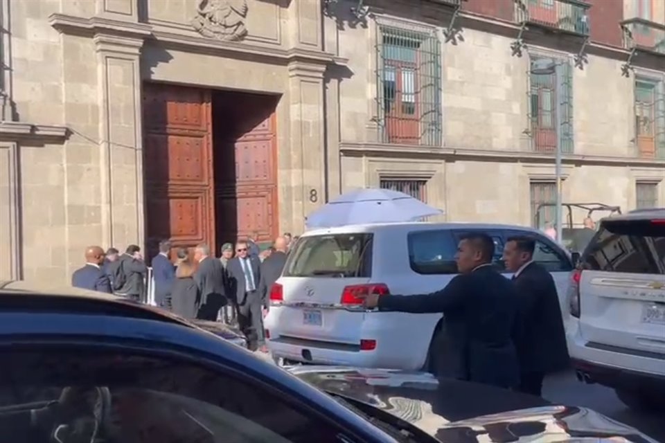 AMLO se reunió esta tarde con la asesora de Seguridad Nacional de la Casa Blanca, aunque pensó en no recibirlos por investigación de DEA.