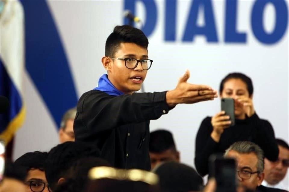 En 2018, Alemán encaró en público al Presidente Daniel Ortega.