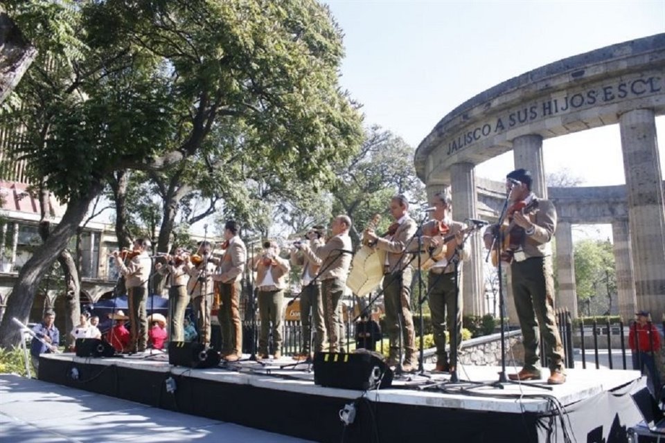 El día de San Valentín y el 482 aniversario de GDL se juntan esta semana para garantizar muchas actividades culturales y recreativas.