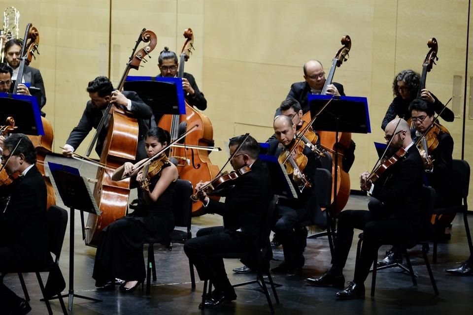 La Orquesta Filarmónica de Jalisco ofrecerá dos conciertos como parte de su Primera Temporada 2024, bajo la dirección del búlgaro Nayden Todorov.