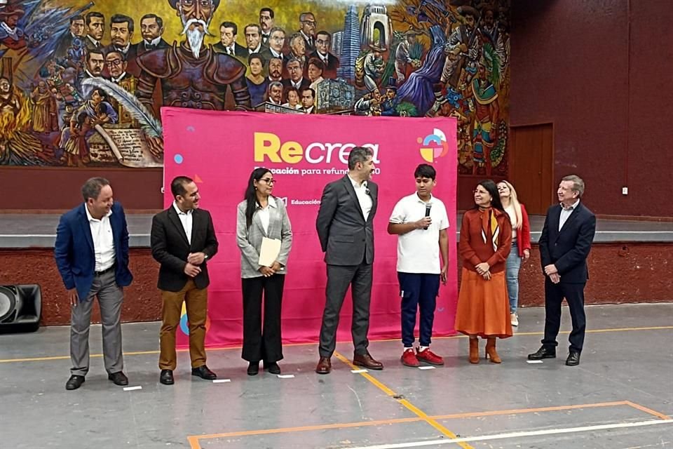 Presenta Secretaría de Educación Jalisco una inversión de 23 millones de pesos para materiales y equipo y adaptación de espacio para educación especial.