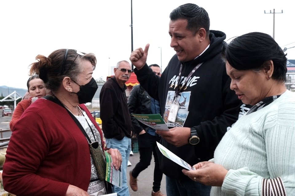 La Setran comenzó a socializar el cambio de rutas en López Mateos una semana antes del cambio. 