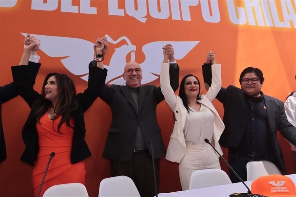 Sandra Cuevas y Alejandra Barrales irán en la fórmula de MC para el Senado.