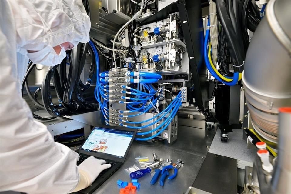 México no puede atraer inversiones y empleos de la industria de chips si no se resuelve primero la inseguridad en las carreteras, resaltó la Canieti.