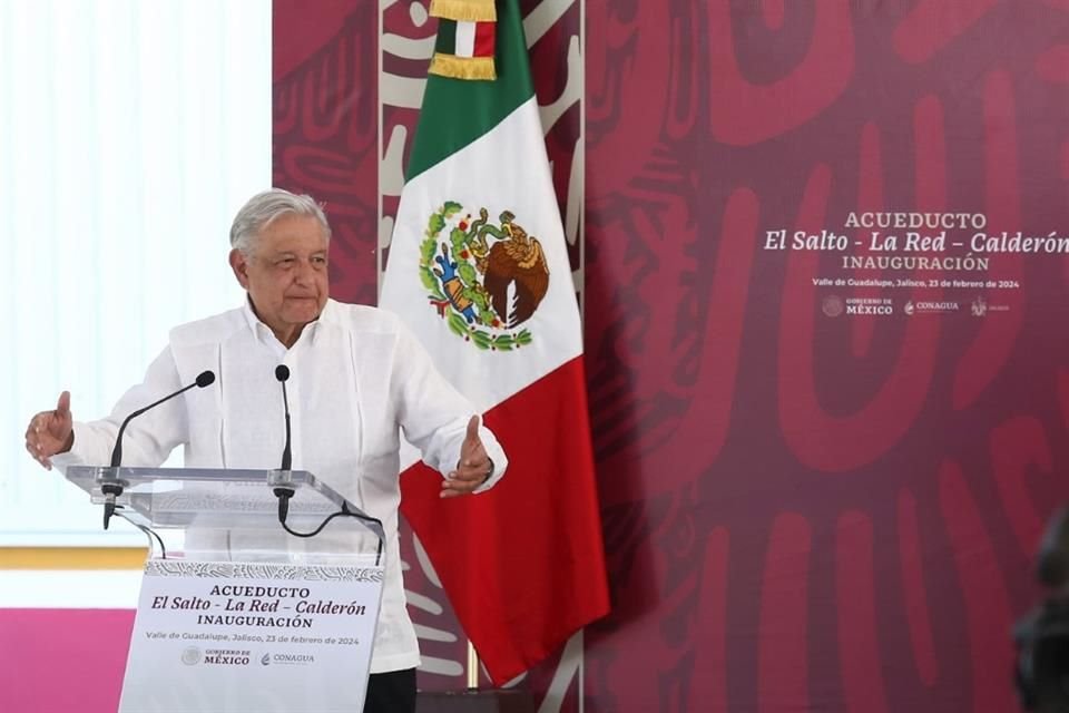 Andrés Manuel López Obrador durante la inauguración del Acueducto El Salto la Red- Calderón.