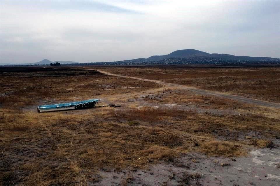 Desde que comenzó el 2024, la laguna, que es un vaso regulador de la Megalópolis, luce completamente seca.