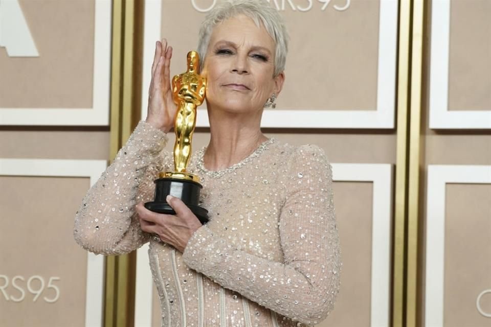 Jamie Lee Curtis también se encargará de presentar los premios más importantes del cine de Hollywood.