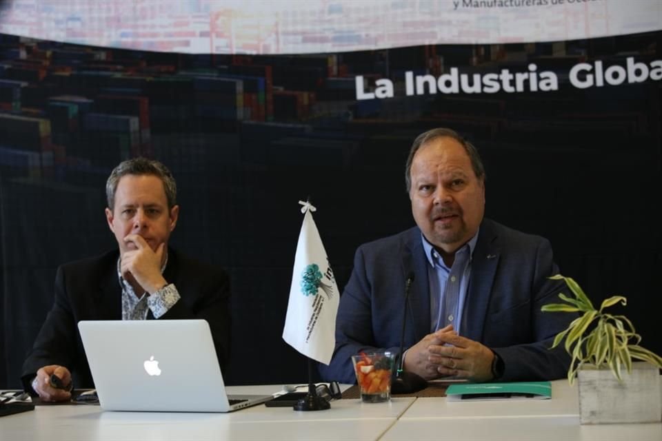 Index informó que al menos 42.1 por ciento de empresas en México ven desfavorable el panorama de exportaciones debido al robo de mercancías.