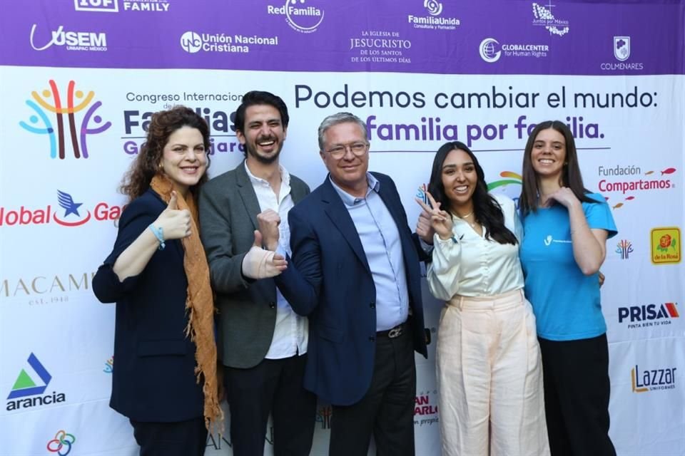 Rocío Llano, José Manuel Ortiz, Jesús Manzanares, María José González, María José.