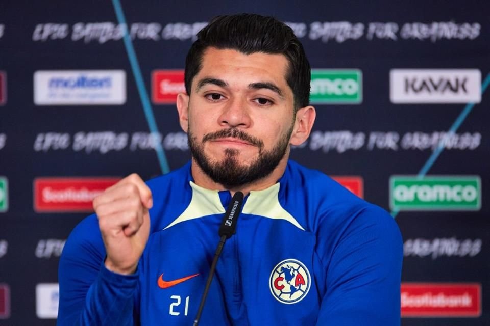 Henry Martín dice que no dejará de celebrar sus goles contra las Chivas, aunque asegura que él y sus compañeros no quieren ofender a nadie.