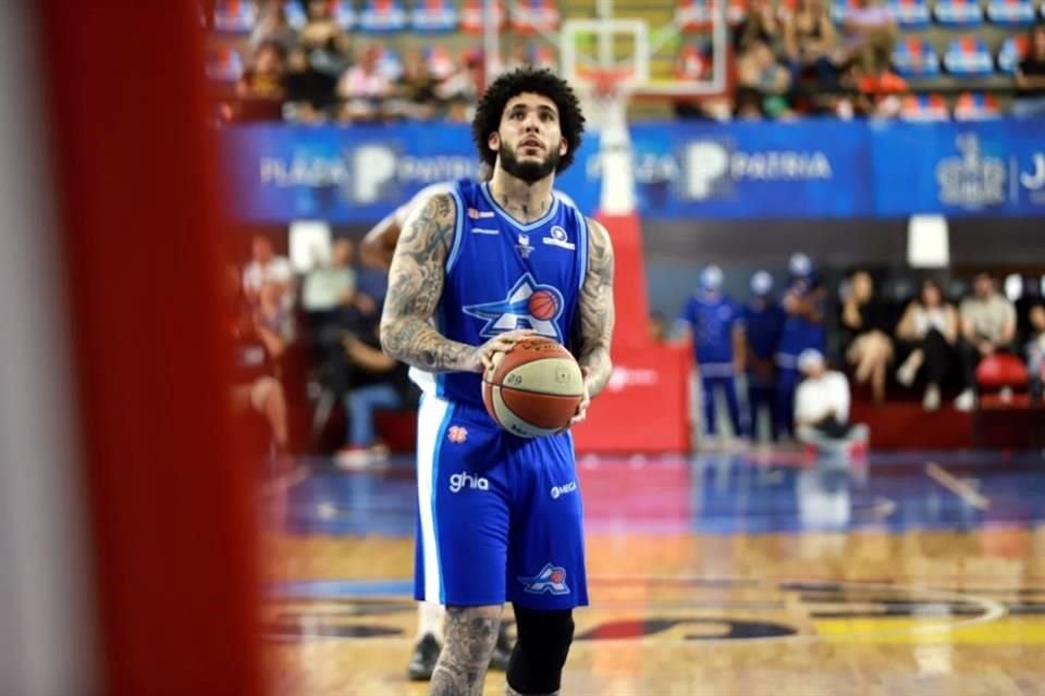 LiAngelo Ball, jugador de Astros de Jalisco