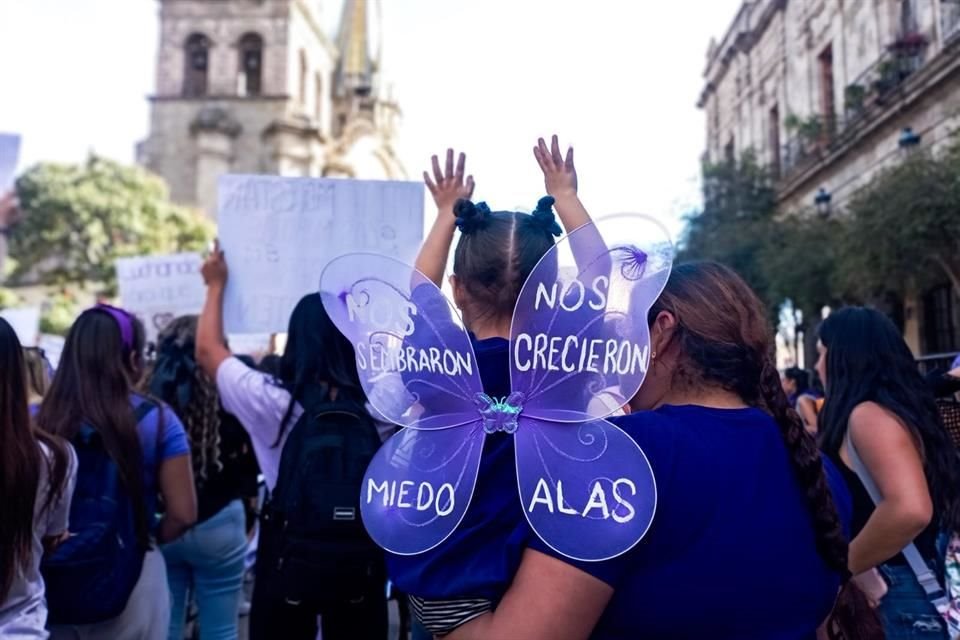 Pequeñas y pequeños acompañarons a sus familiares.