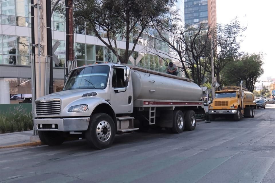 Piperos aseguran que, ante la alta demanda, la limpieza de las unidades no es la prioridad.