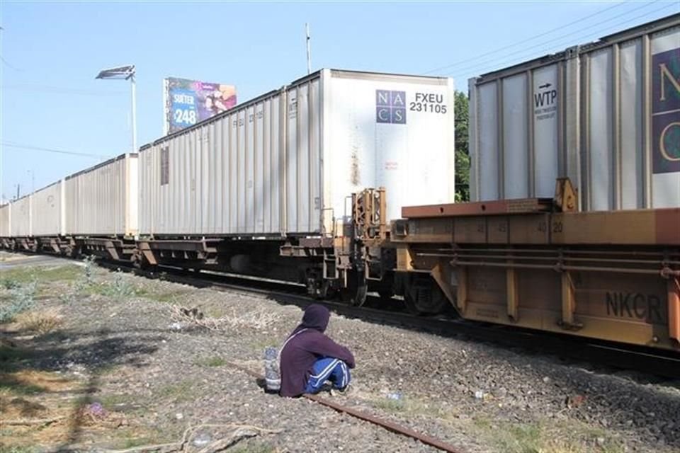 En los datos que dio a conocer la AAR no incluyen las operaciones de CPKC, el segundo operador de carga por ferrocarril en México y responsable de atender el principal cruce fronterizo que es Nuevo Laredo, expuso.