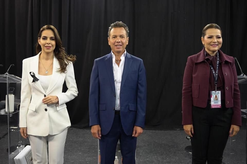 Laura Haro, candidata de la alianza PAN-PRI-PRD; Pablo Lemusm candidato de MC y Claudia Delgadillo, candidata de la coalición Sigamos Haciendo Historia por Jalisco.