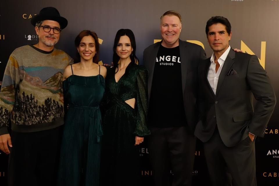 Alejandro Monteverde, director, Cristiana Dell'Anna. <br>Montserrat Espadalé,<br>Nelly Sheldon, y<br>Eduardo Verástegui.